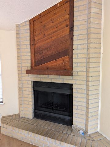 16723 Lone Quail Court, Houston, TX 77489