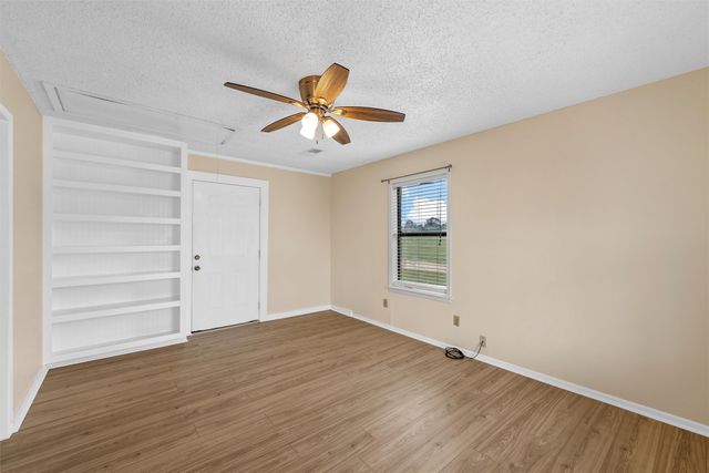 233 Nally Street, Golinda, TX 76655