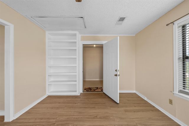 233 Nally Street, Golinda, TX 76655