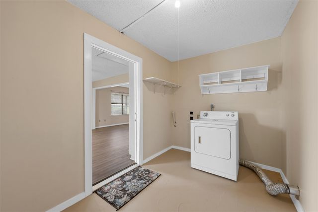 233 Nally Street, Golinda, TX 76655