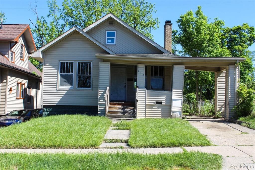 134 Stockdale Street, Flint, MI 48503