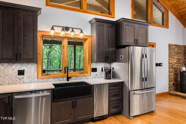 191 Bear Ridge Drive, Butler, TN 37640