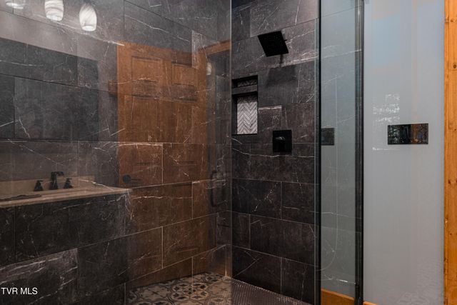 191 Bear Ridge Drive, Butler, TN 37640
