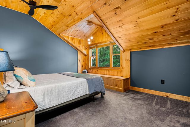 191 Bear Ridge Drive, Butler, TN 37640
