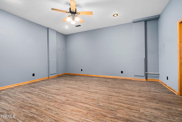 191 Bear Ridge Drive, Butler, TN 37640