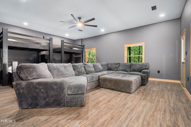 191 Bear Ridge Drive, Butler, TN 37640