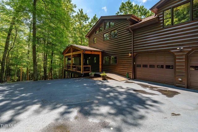 191 Bear Ridge Drive, Butler, TN 37640