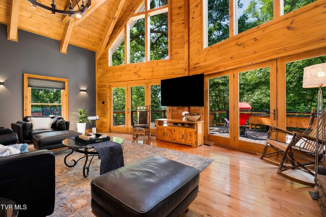 191 Bear Ridge Drive, Butler, TN 37640
