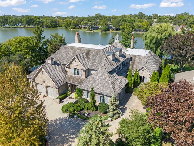 561 W 58th Street, Hinsdale, IL 60521
