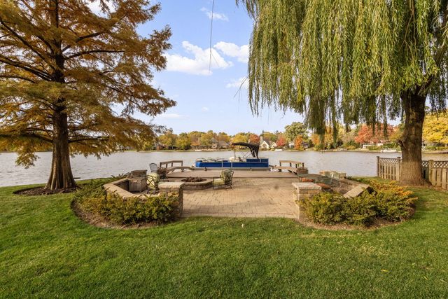 561 W 58th Street, Hinsdale, IL 60521