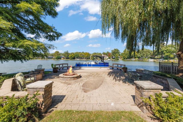 561 W 58th Street, Hinsdale, IL 60521