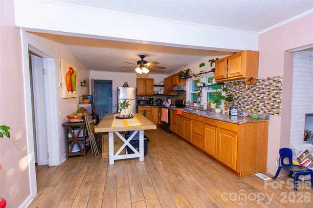 2287 US 70 Highway, Morganton, NC 28655