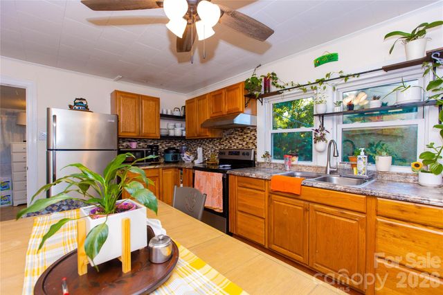 2287 US 70 Highway, Morganton, NC 28655