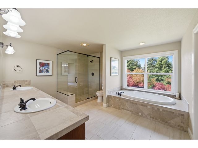 1625 GEMMA St Nw, Salem, OR 97304