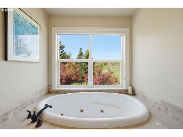 1625 GEMMA St Nw, Salem, OR 97304