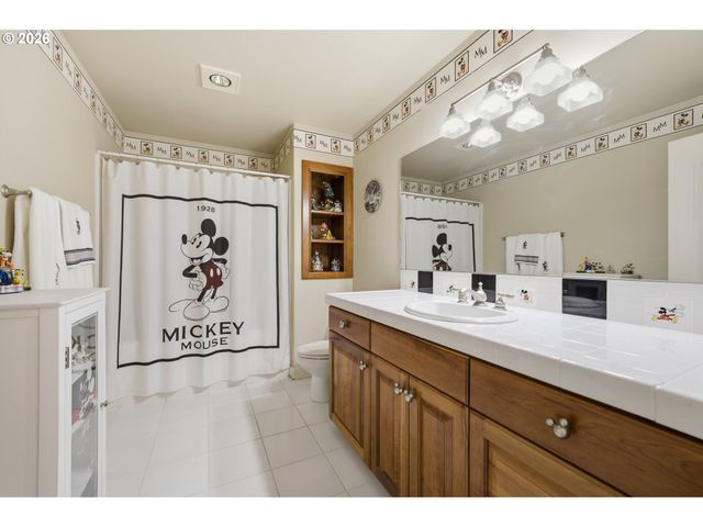 1625 GEMMA St Nw, Salem, OR 97304