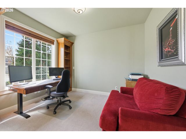 1625 GEMMA St Nw, Salem, OR 97304