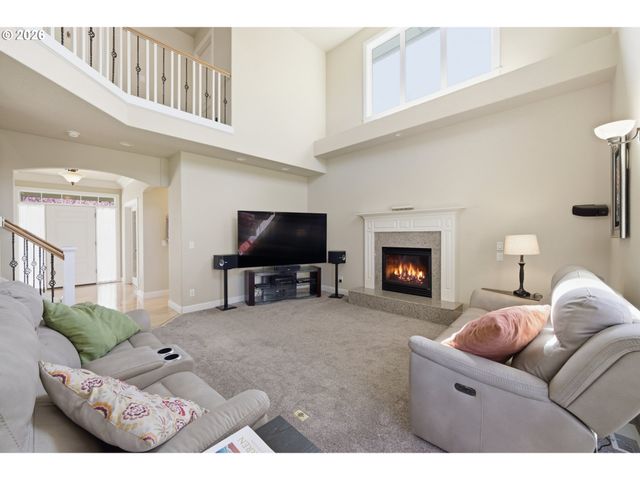 1625 GEMMA St Nw, Salem, OR 97304