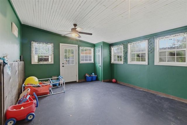 301 Crystal Lane, Sulphur, LA 70663