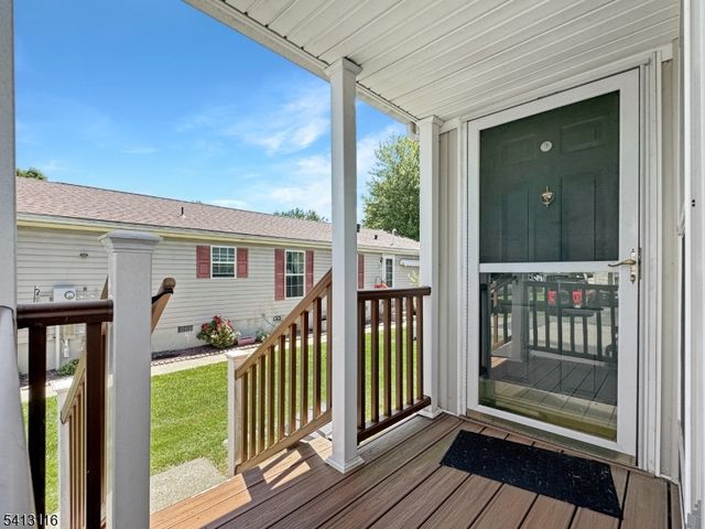 3 Stonehill Lane, White Twp., NJ 07823