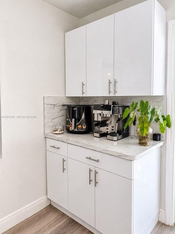 2331 Mckinley Street, Hollywood, FL 33020