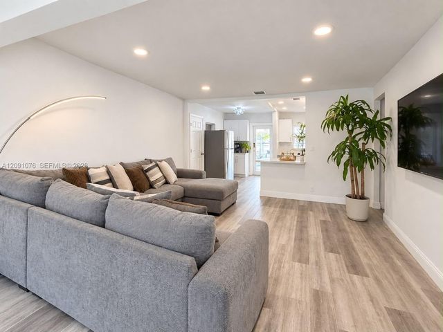 2331 Mckinley Street, Hollywood, FL 33020