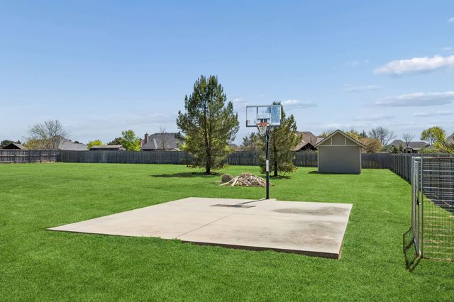 5850 Judy Drive, Midlothian, TX 76065