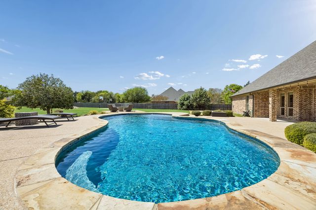 5850 Judy Drive, Midlothian, TX 76065