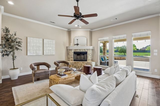 5850 Judy Drive, Midlothian, TX 76065