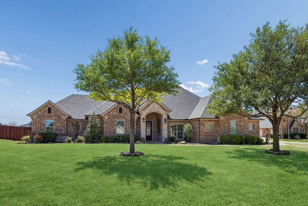5850 Judy Drive, Midlothian, TX 76065
