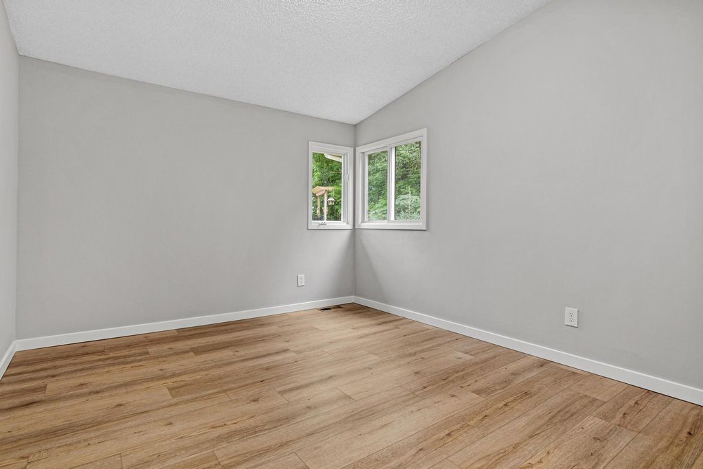 18030 Covington Path, Minnetonka, MN 55345 — photo 4