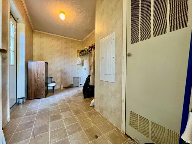 10460 E State Road 450, Shoals, IN 47581