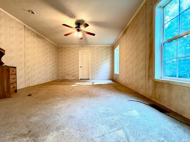 10460 E State Road 450, Shoals, IN 47581