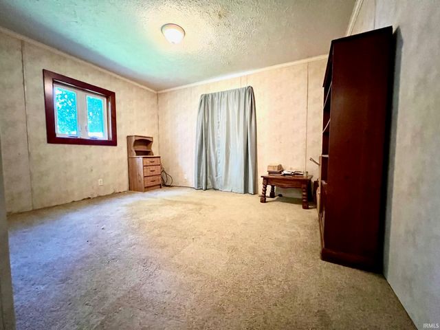 10460 E State Road 450, Shoals, IN 47581