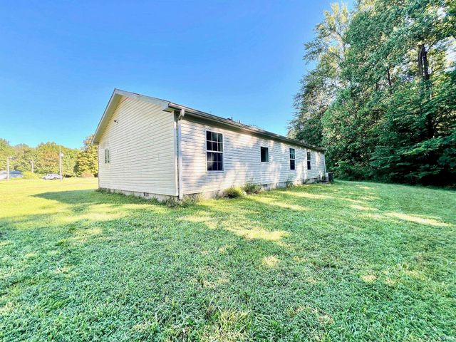 10460 E State Road 450, Shoals, IN 47581