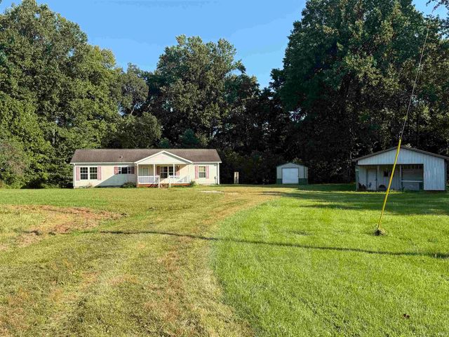 10460 E State Road 450, Shoals, IN 47581