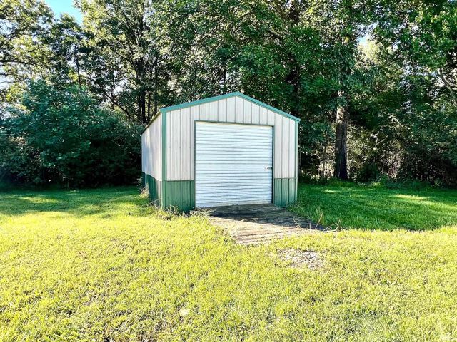 10460 E State Road 450, Shoals, IN 47581