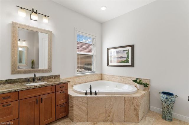 4778 Europa DR, Naples, FL 34105