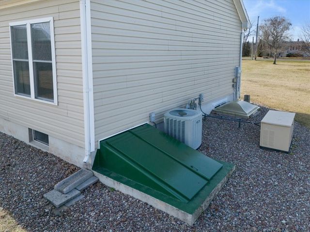 6624 Tuckahoe Road, Williamson, NY 14589