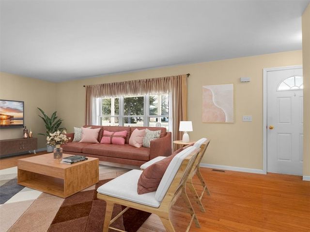 6624 Tuckahoe Road, Williamson, NY 14589