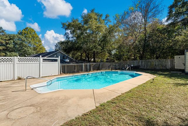 374 Lee Road 0213, Phenix City, AL 36870