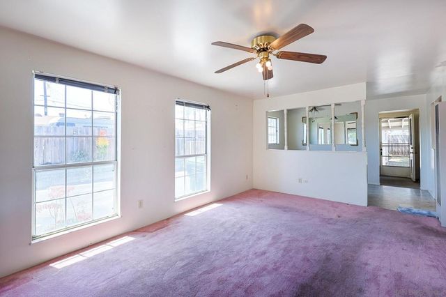 414 E Lincoln Ave, Escondido, CA 92026