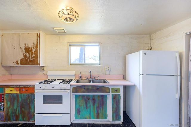 414 E Lincoln Ave, Escondido, CA 92026