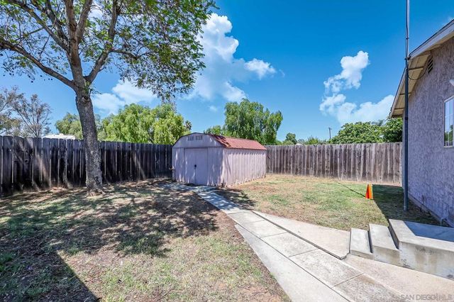 414 E Lincoln Ave, Escondido, CA 92026