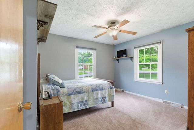 201 Castle Drive, Georgetown, KY 40324