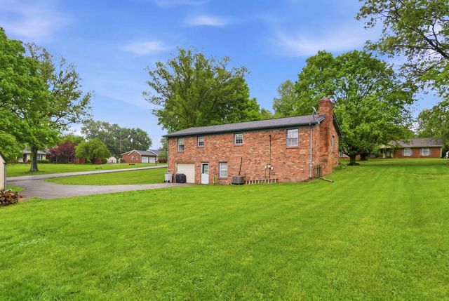 201 Castle Drive, Georgetown, KY 40324