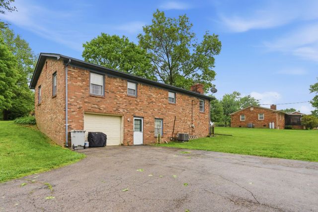201 Castle Drive, Georgetown, KY 40324