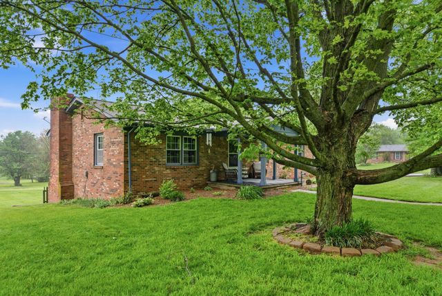 201 Castle Drive, Georgetown, KY 40324