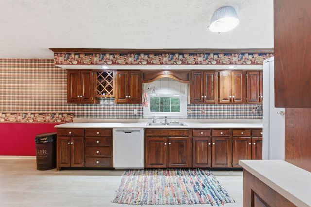 201 Castle Drive, Georgetown, KY 40324