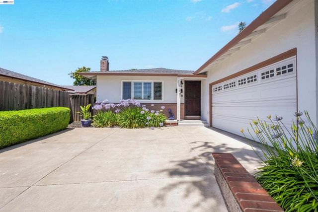 31590 Hugh Way, Hayward, CA 94544